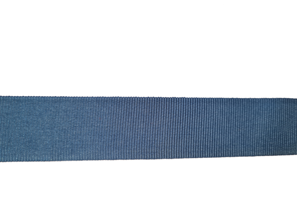 Mittelblau